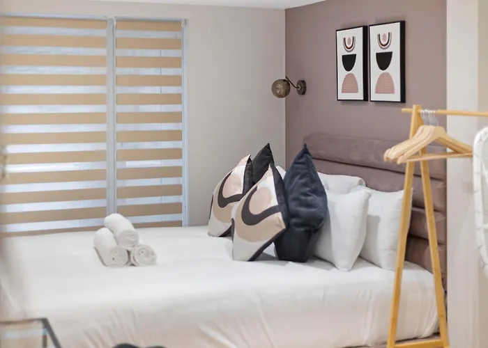 City Haven Luxe Studio With King Size Bed